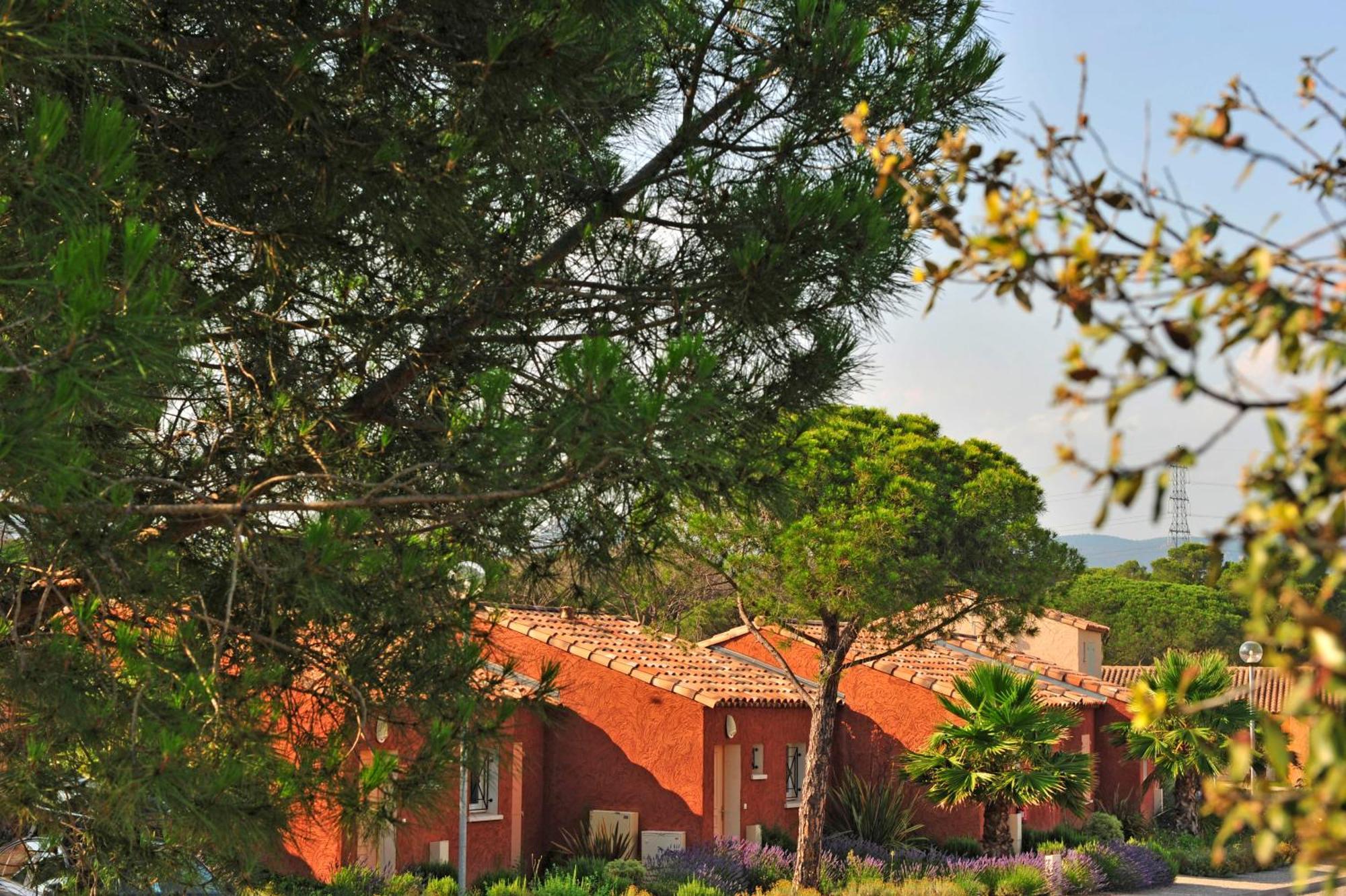 Résidence Goélia Le Village Azur Puget-sur-Argens Exterior foto